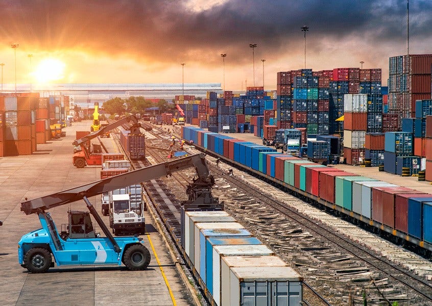 Secure Enterprise Blockchain Technology for Tracking Goods and Information Flow